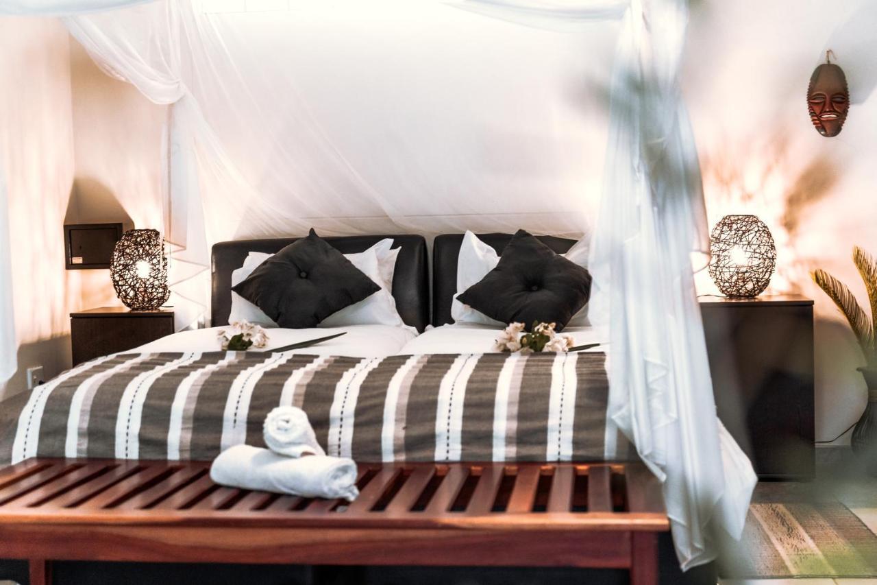 Gabus Safari Lodge Otavi エクステリア 写真