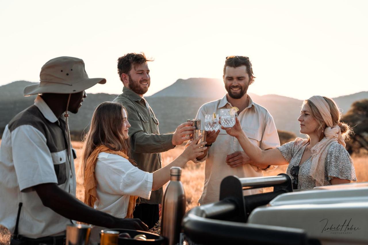 Gabus Safari Lodge Otavi エクステリア 写真